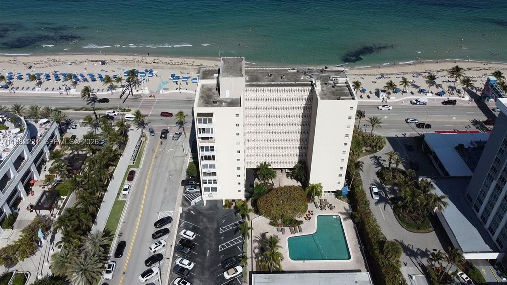 Image 37 of property listing at 345 N Fort Lauderdale Beach Blvd 202, Fort Lauderdale, FL 33304