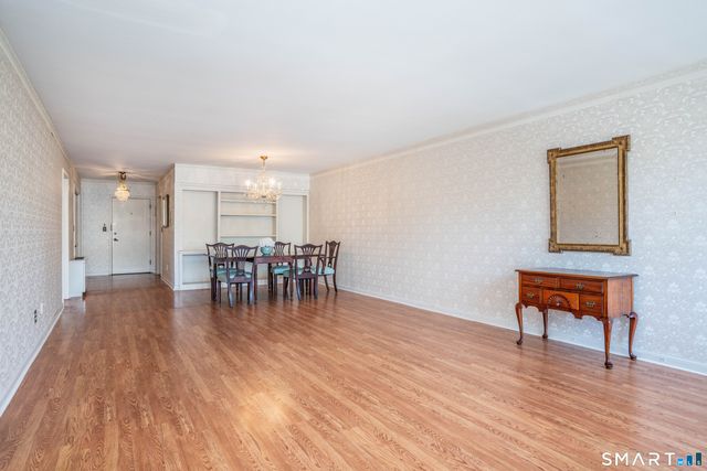 779 Prospect Avenue B14, West Hartford, CT 06105