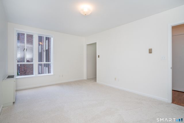 779 Prospect Avenue B14, West Hartford, CT 06105