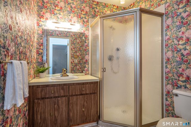 779 Prospect Avenue B14, West Hartford, CT 06105