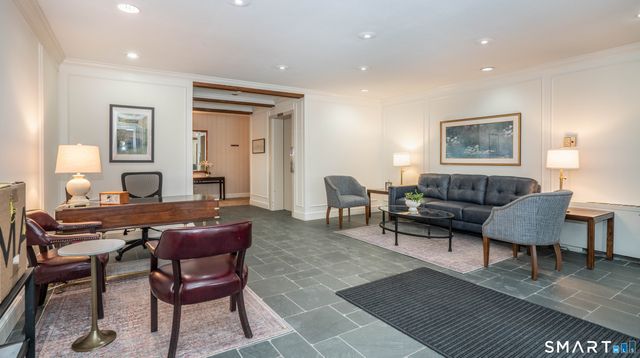 779 Prospect Avenue B14, West Hartford, CT 06105