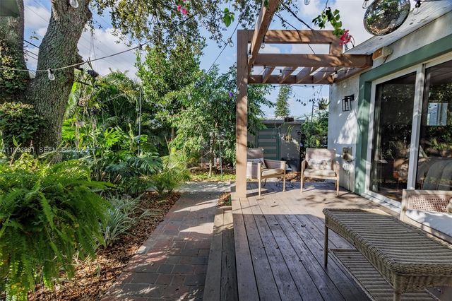 734 NW 75th St, Miami, FL 33150