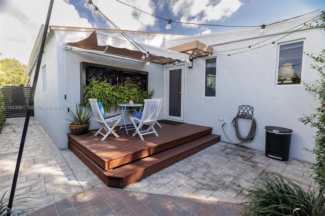 734 NW 75th St, Miami, FL 33150