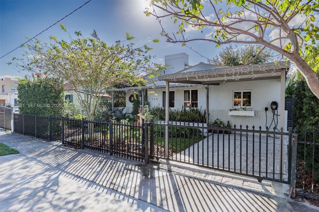 734 NW 75th St, Miami, FL 33150