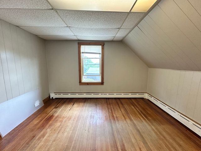 202 N Quarry St, Dartmouth, MA 02747