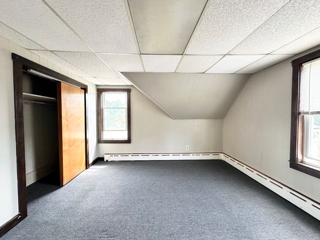 202 N Quarry St, Dartmouth, MA 02747