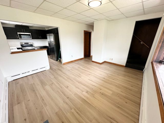 202 N Quarry St, Dartmouth, MA 02747