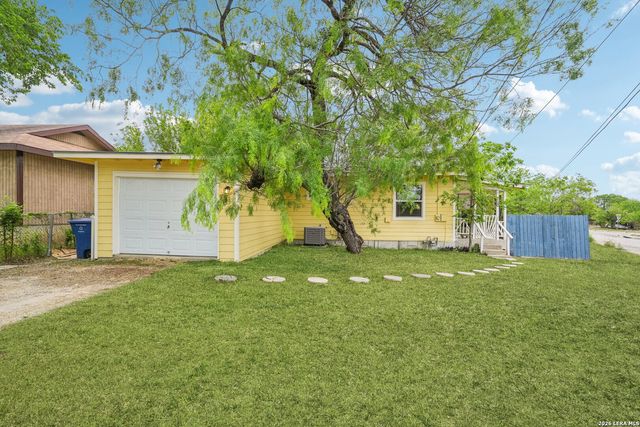 12702 Middle Lane, San Antonio, TX 78217