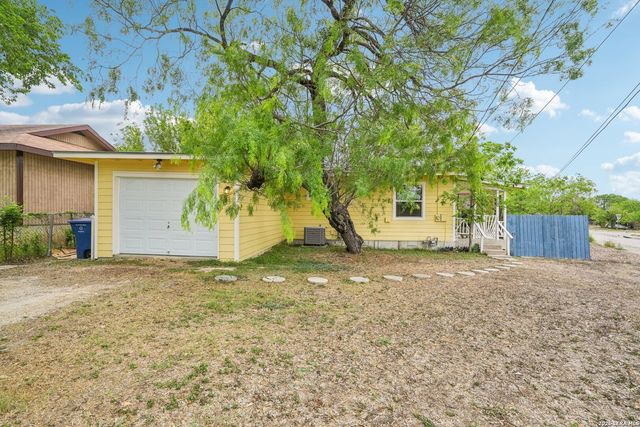 12702 Middle Lane, San Antonio, TX 78217