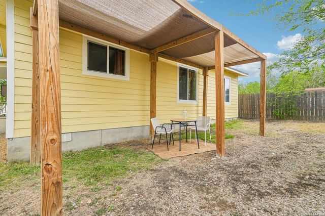 12702 Middle Lane, San Antonio, TX 78217