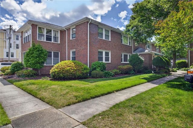 318 24th St Apt 2, Virginia Beach, VA 23451