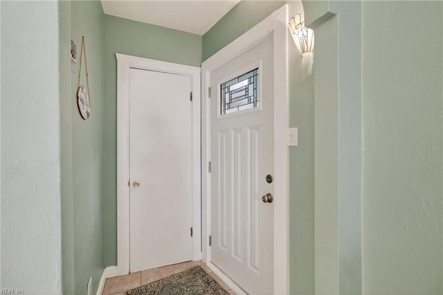 318 24th St Apt 2, Virginia Beach, VA 23451