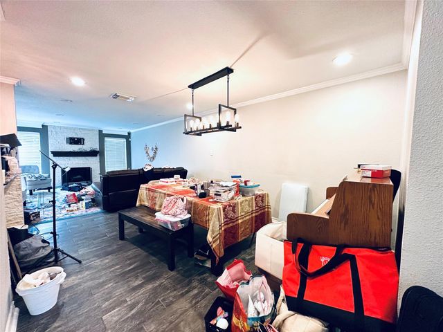 4808 Palmetto Street, Bellaire, TX 77401