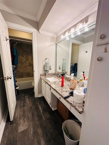 4808 Palmetto Street, Bellaire, TX 77401