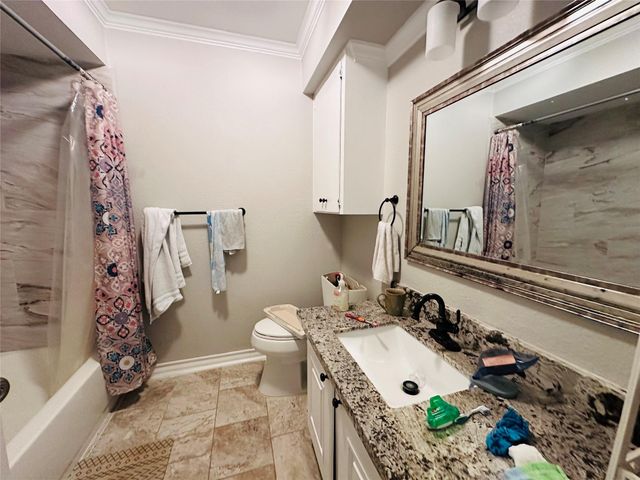 4808 Palmetto Street, Bellaire, TX 77401