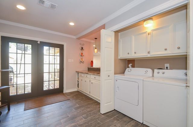 4808 Palmetto Street, Bellaire, TX 77401