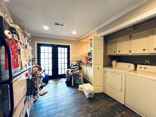 4808 Palmetto Street, Bellaire, TX 77401