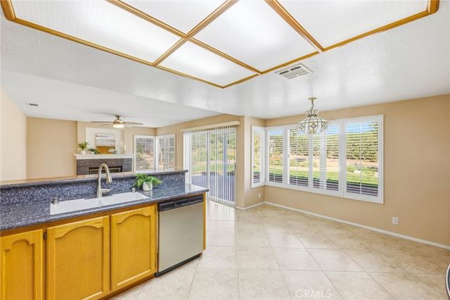 2000 Citrus Wood Lane, Riverside, CA 92503