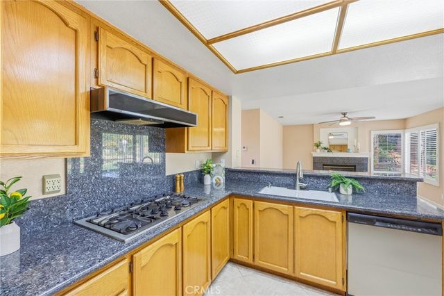 2000 Citrus Wood Lane, Riverside, CA 92503