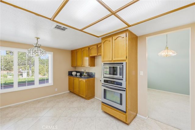 2000 Citrus Wood Lane, Riverside, CA 92503