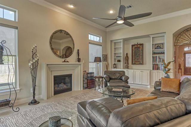 122 Coral Bells Court, Conroe, TX 77304