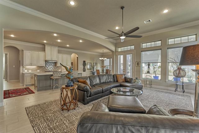 122 Coral Bells Court, Conroe, TX 77304