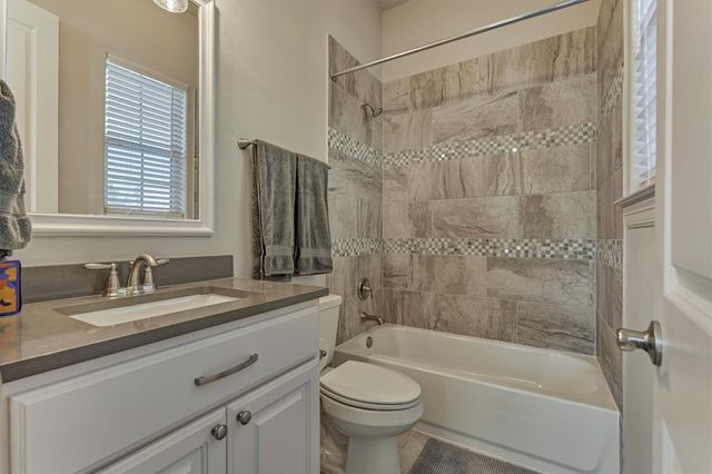 122 Coral Bells Court, Conroe, TX 77304