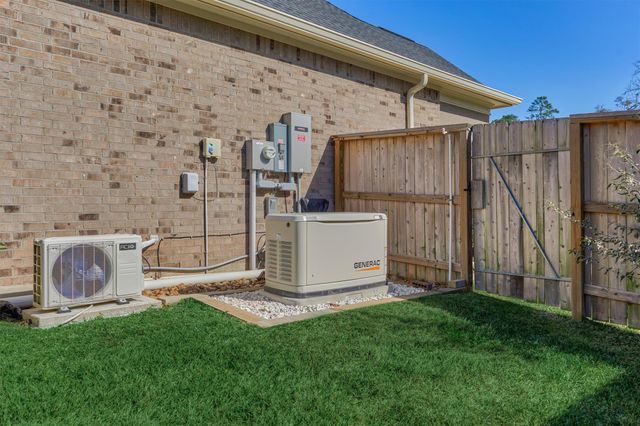 122 Coral Bells Court, Conroe, TX 77304