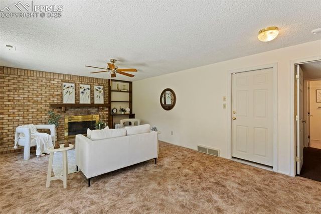 2113 Roundtop Court, Colorado Springs, CO 80918