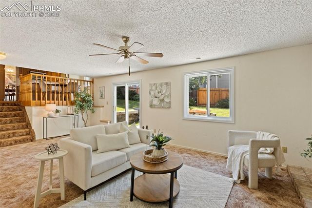 2113 Roundtop Court, Colorado Springs, CO 80918