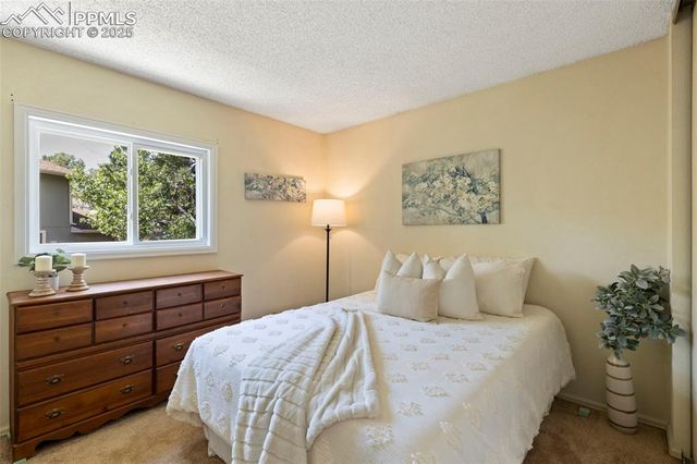 2113 Roundtop Court, Colorado Springs, CO 80918