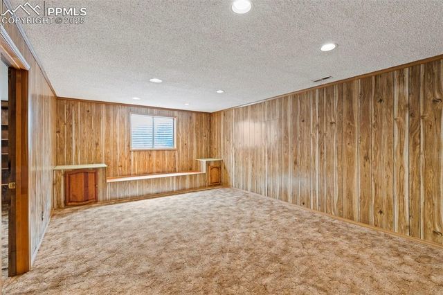 2113 Roundtop Court, Colorado Springs, CO 80918