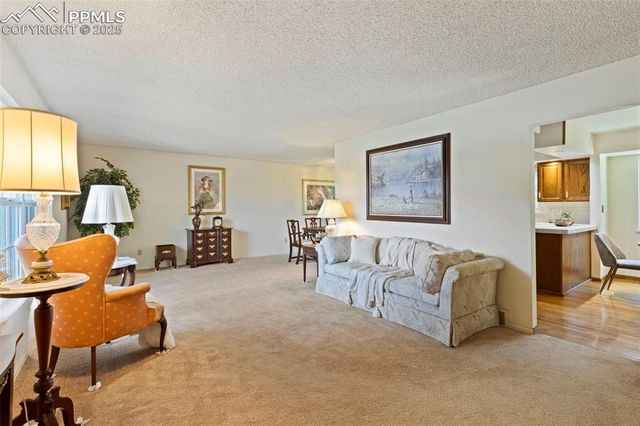 2113 Roundtop Court, Colorado Springs, CO 80918