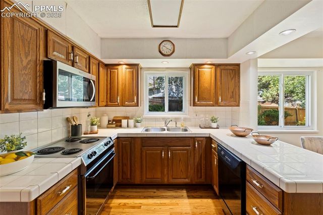 2113 Roundtop Court, Colorado Springs, CO 80918