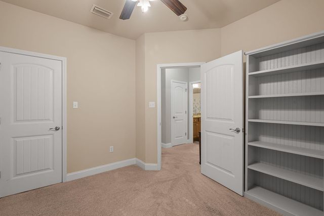 26 Carriage Parke Dr., Purvis, MS 39475