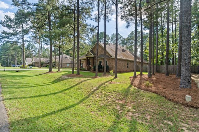 26 Carriage Parke Dr., Purvis, MS 39475