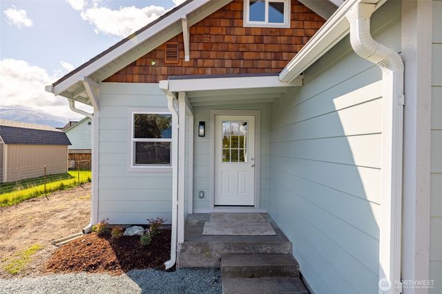 24578 Wicker Road, Sedro Woolley, WA 98284