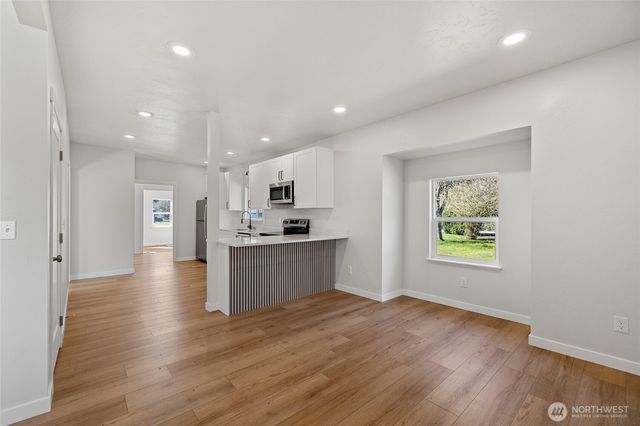 24578 Wicker Road, Sedro Woolley, WA 98284