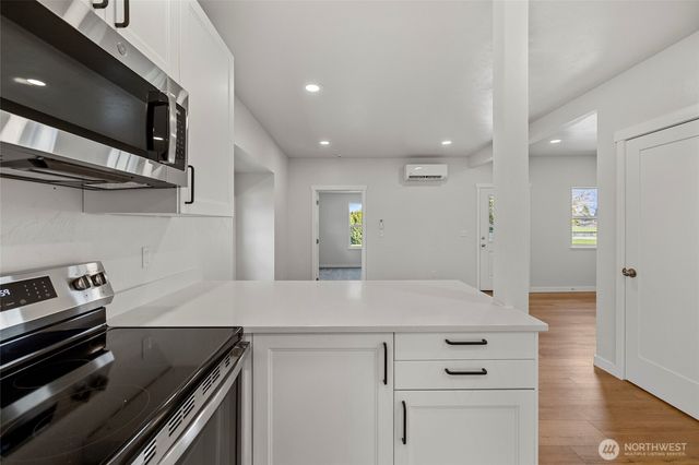 24578 Wicker Road, Sedro Woolley, WA 98284