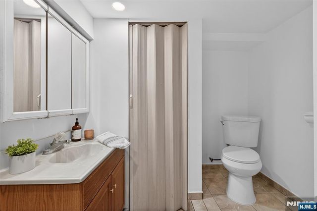 7 Westminster Place, Garfield, NJ 07026