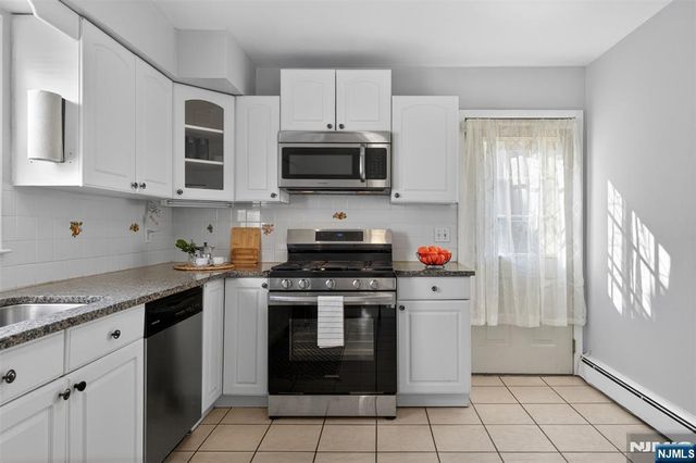 7 Westminster Place, Garfield, NJ 07026