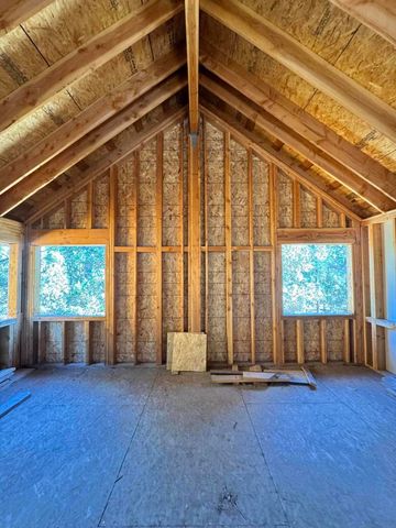 589 Pine Lane, Sugarloaf, CA 92386