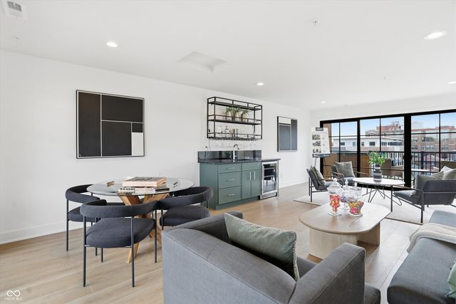 531 E North Street, Indianapolis, IN 46204