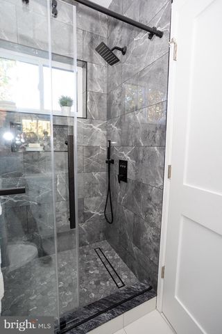 2127 SIGEL ST, Philadelphia, PA 19145