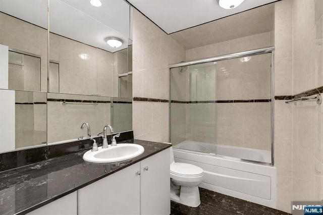 5 Horizon Road 2909, Fort Lee, NJ 07024