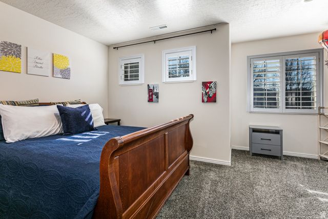 5263 DAYBREAK DR, South Ogden, UT 84403