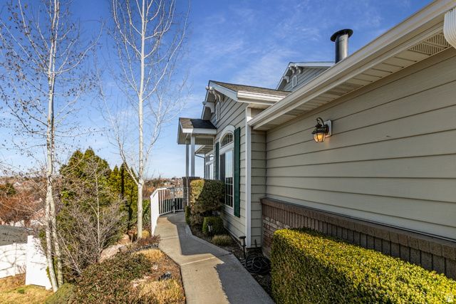 5263 DAYBREAK DR, South Ogden, UT 84403