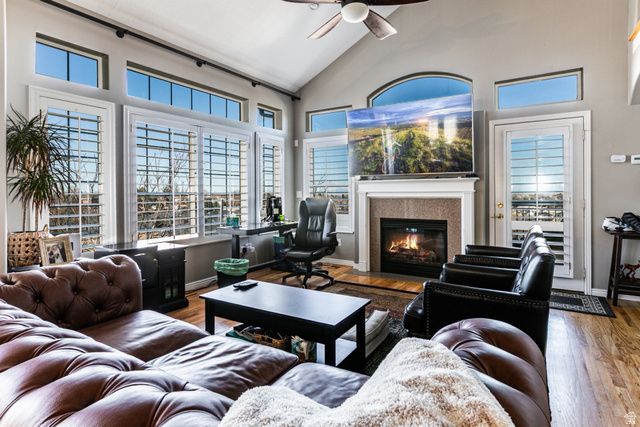 5263 DAYBREAK DR, South Ogden, UT 84403