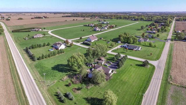 2428 N 4210th Road, Sheridan, IL 60551