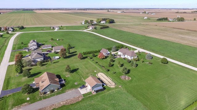 2428 N 4210th Road, Sheridan, IL 60551